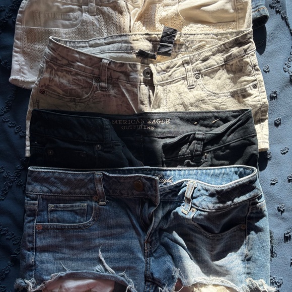 7 Pairs Mostly American Eagle Shorts - Size 4 - Picture 5 of 16
